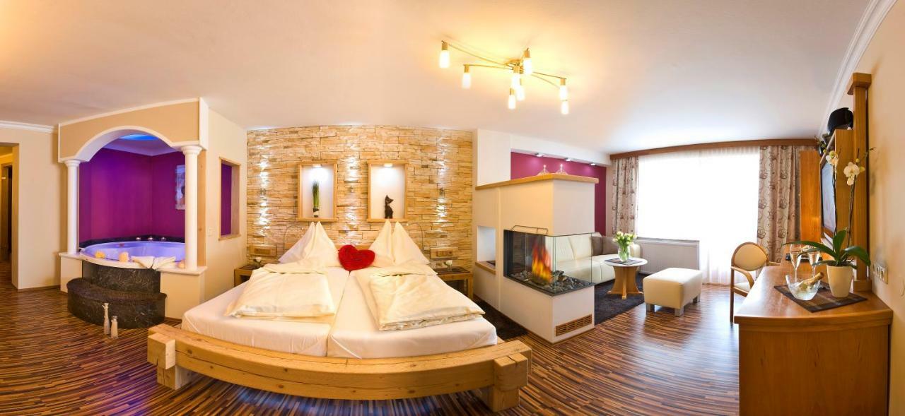 Hotel Winzer Wellness & Kuscheln Занкт-Ґеорґен-ім-Аттерґау Екстер'єр фото
